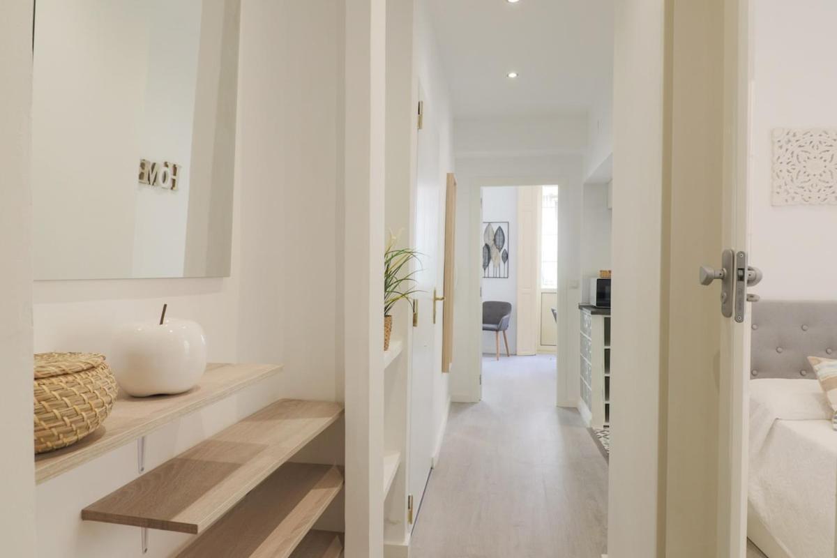 C93 - Trendy Two Bedrooms In Ollerias Málaga Exterior foto